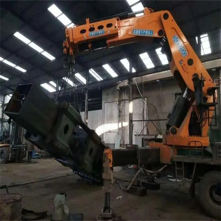 市中200吨折臂吊出租