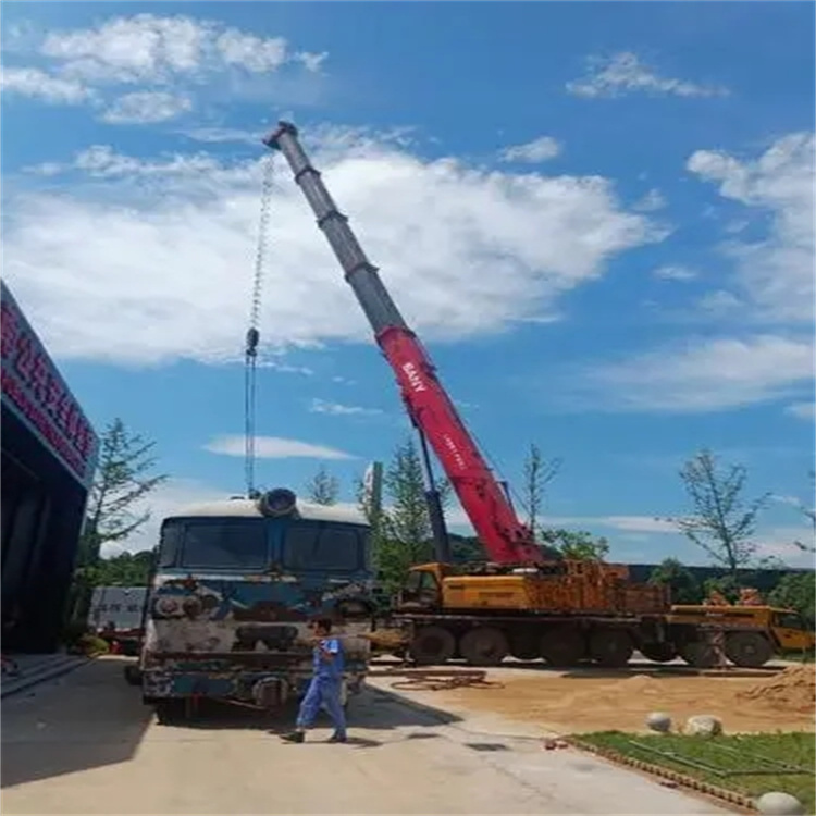 市中吊车出租｜16吨汽车吊｜工地吊装/设备吊运｜灵活调度_专业团队